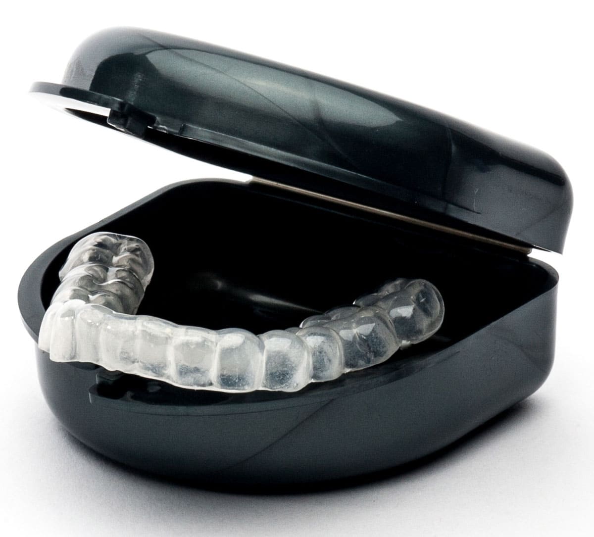 use a plastic case after cleaning mouth guard